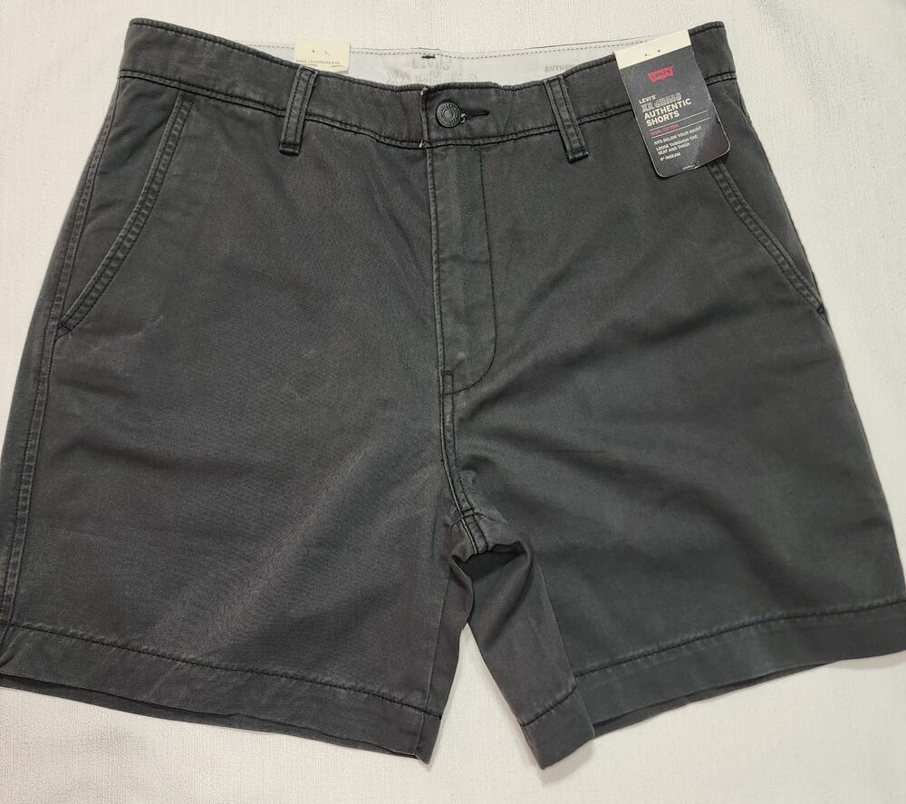 Levi's XX chino shorts men Waist 32'' length 18''